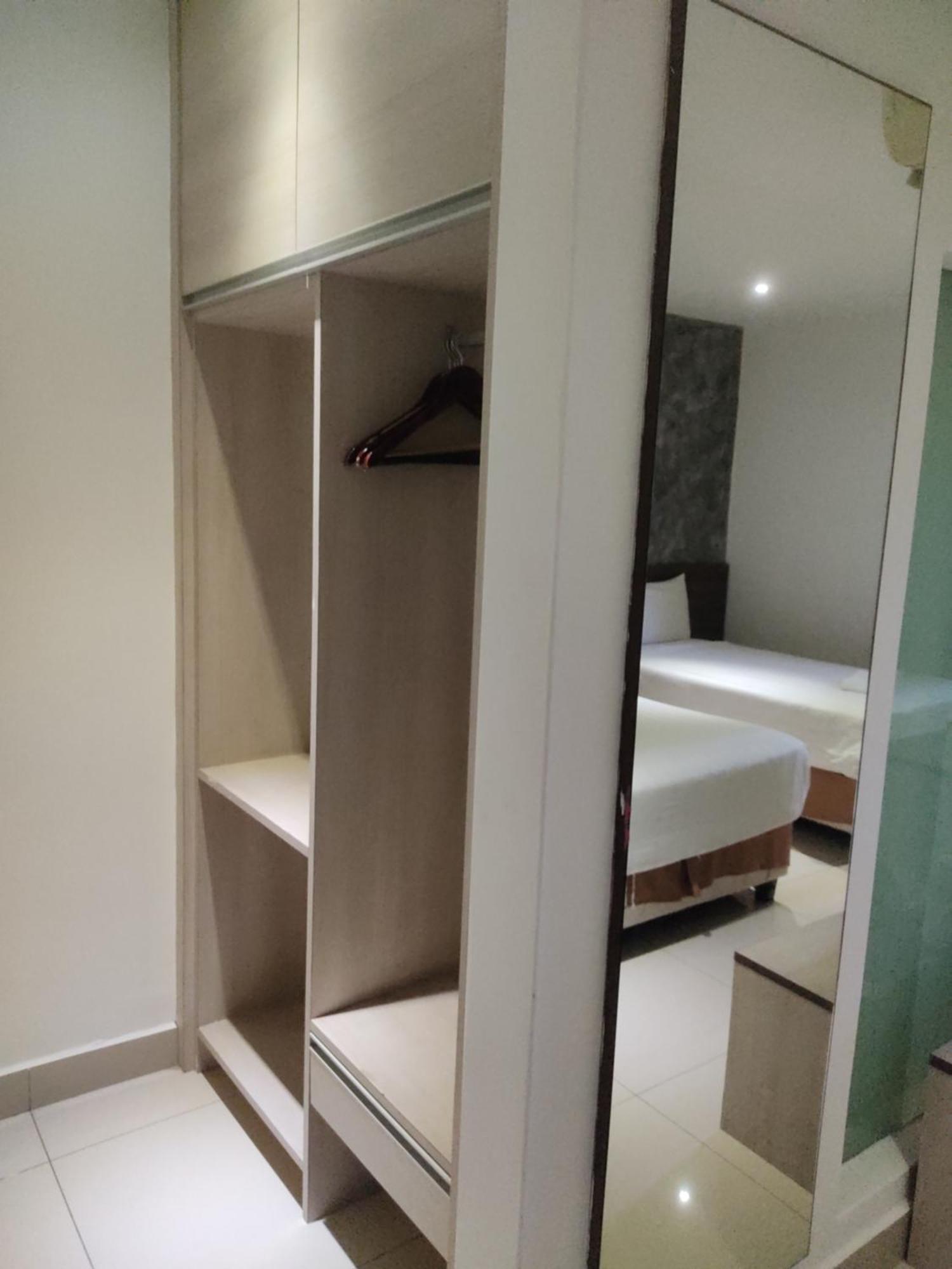 Jin Hotel Пухонг Екстериор снимка