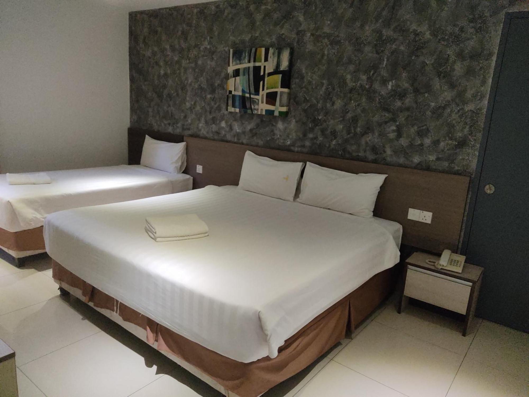 Jin Hotel Пухонг Екстериор снимка
