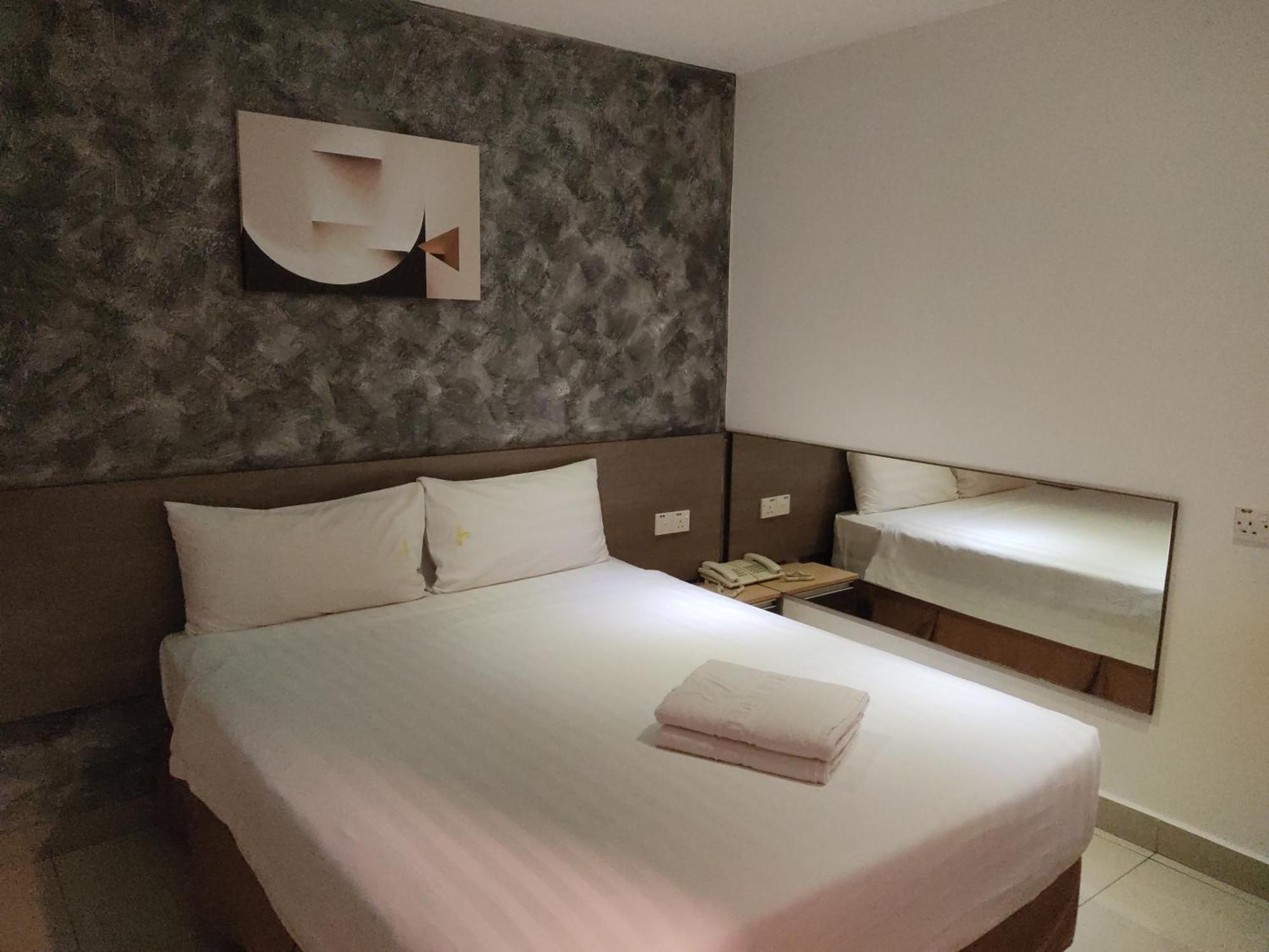 Jin Hotel Пухонг Екстериор снимка