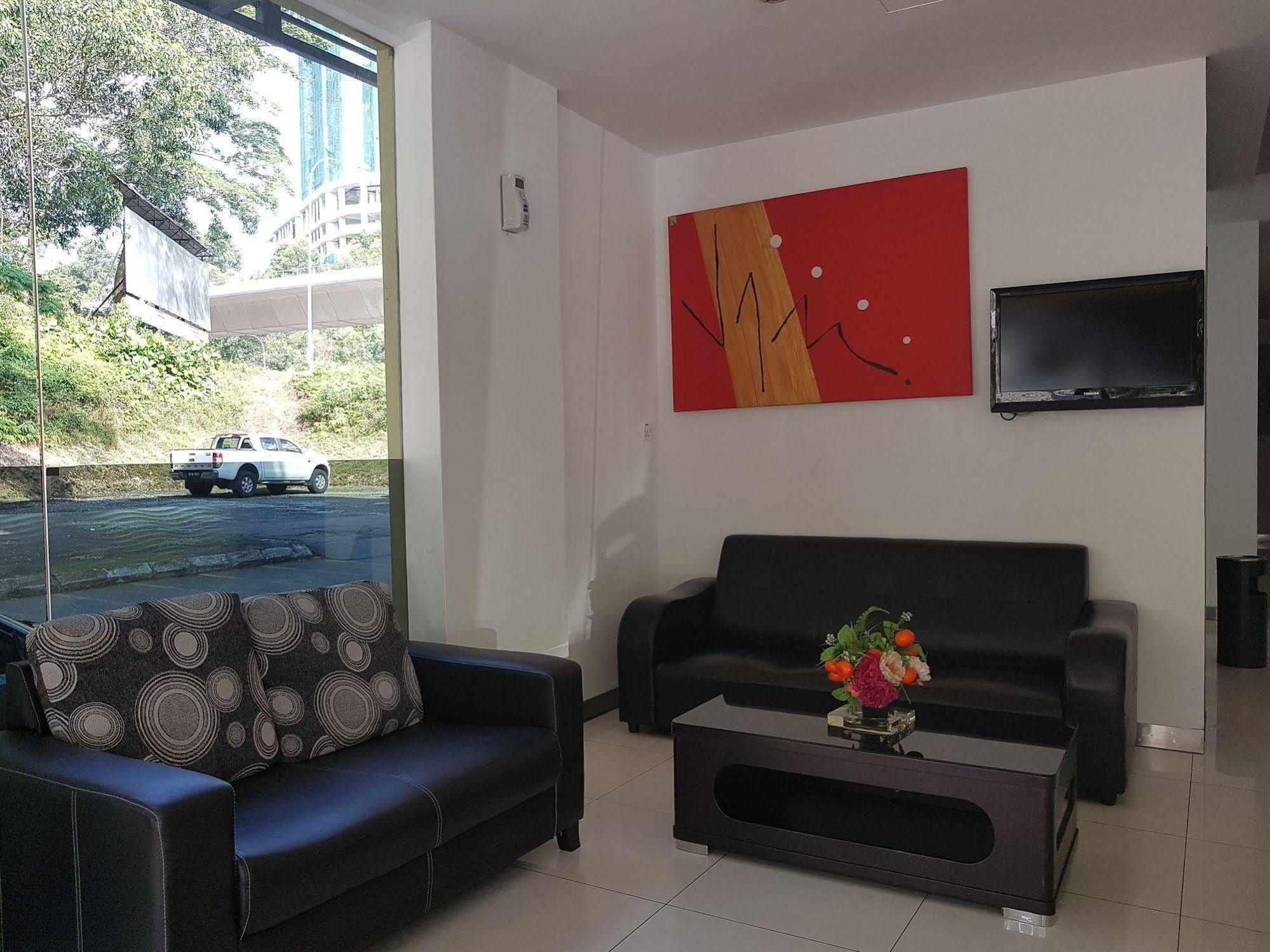 Jin Hotel Пухонг Екстериор снимка