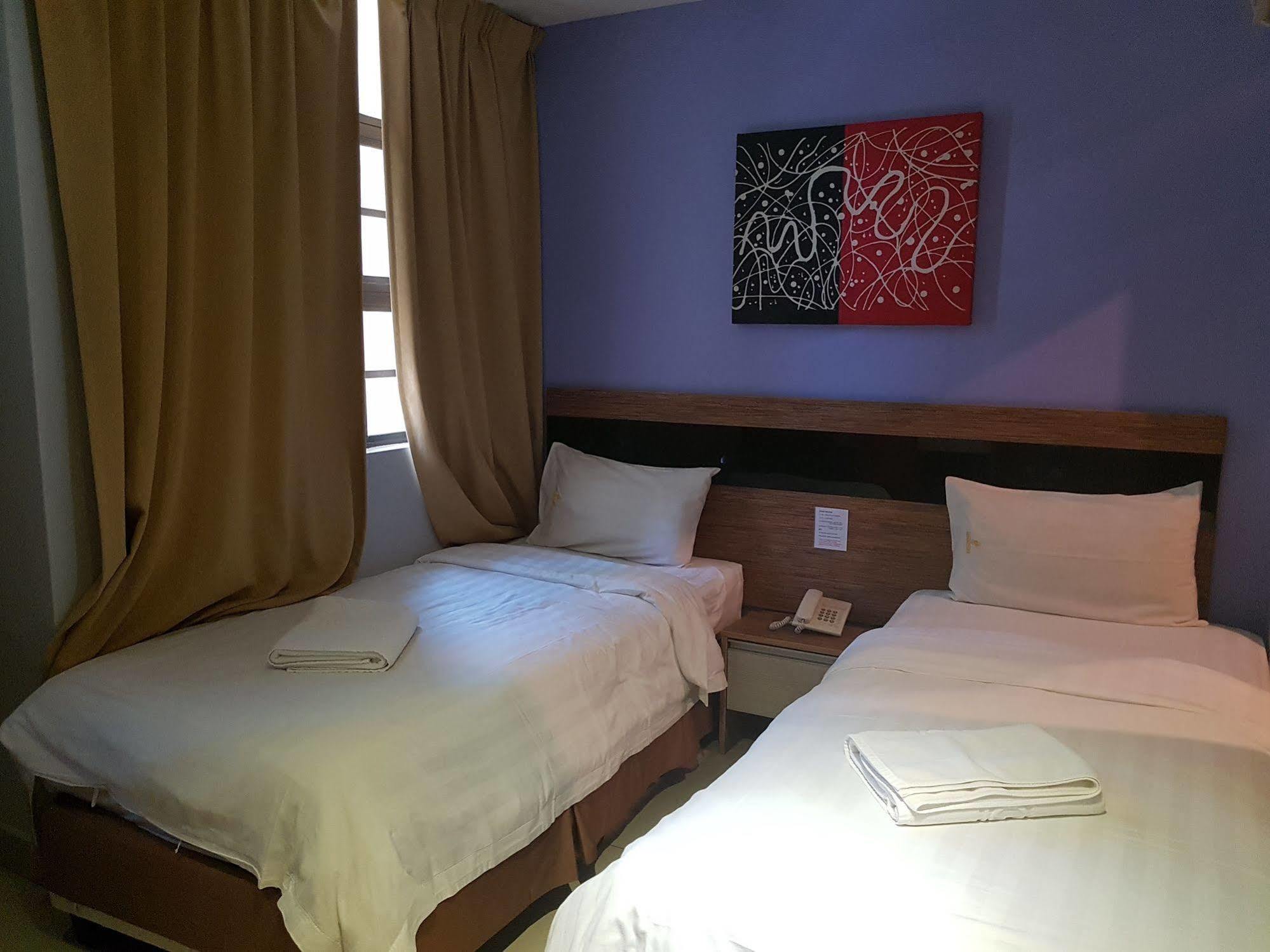 Jin Hotel Пухонг Екстериор снимка